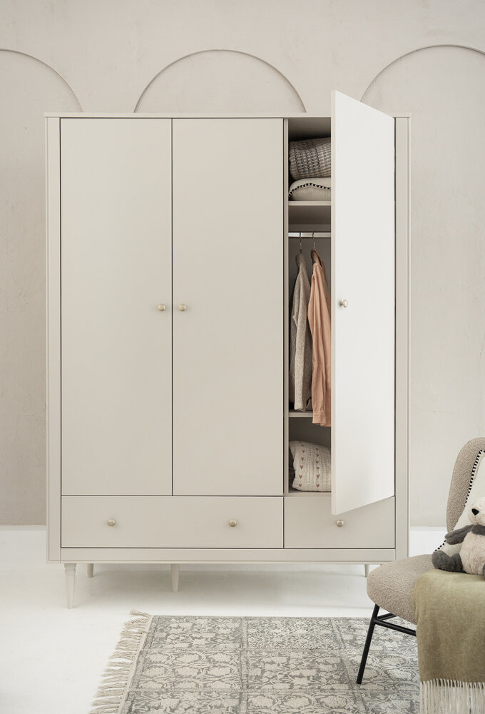 petite 3 deurs kast champagne kleur