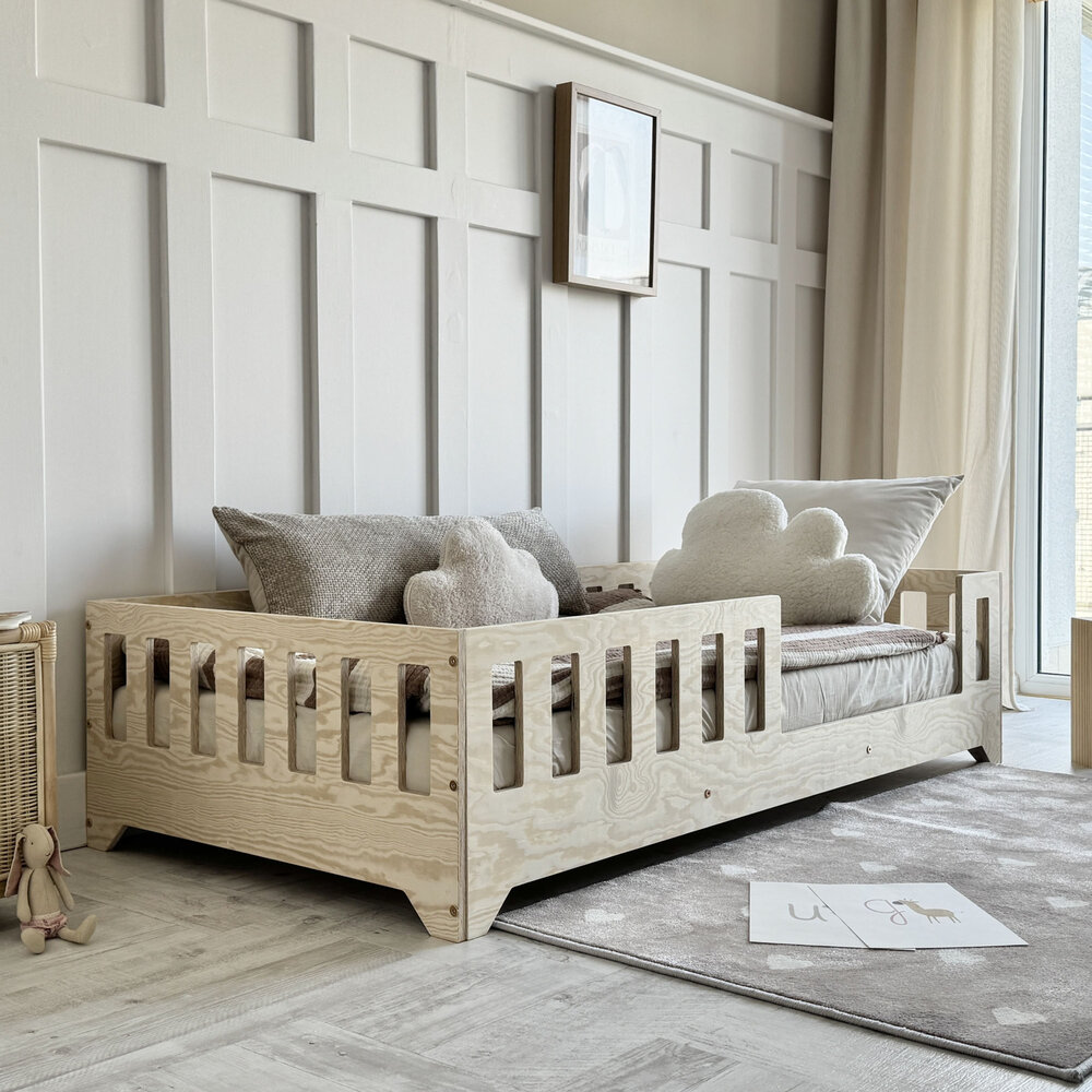 Sigma rechts bed 90x200 plywood