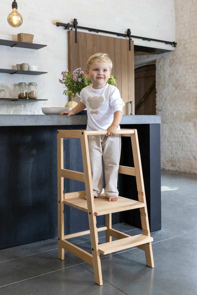 Nature Montessori leertoren massief beuken