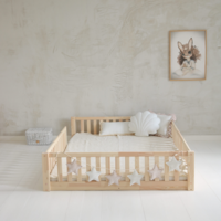 bodem inclusief, matras 140x200 is optie