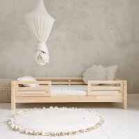 voorbeeld met poten 10 cm / Rondom afneembare hekjes