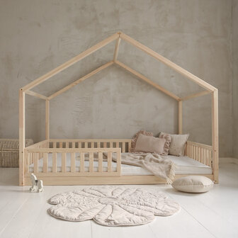 bodem inclusief matras 140x200 is optie