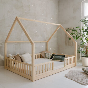 Bianco duo 140x200 huis bed onbehandeld hout