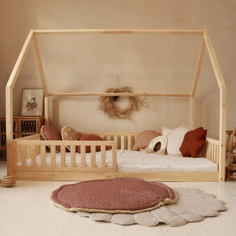 bodem inclusief matras 140x200 is optie
