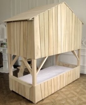 achterzijde boomhut bed