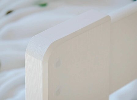 voorbeeld afwerking kindervriendelijke lak wit