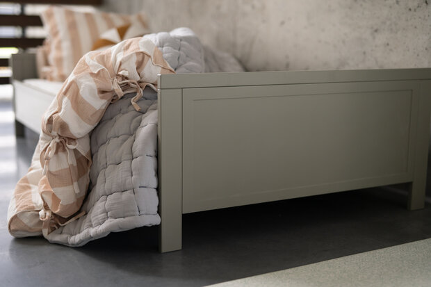Vintage 1-persoonsbed 90x200 eucalyptus