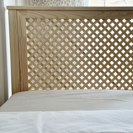 Boho grid classic bed 80x160 onbehandeld hout