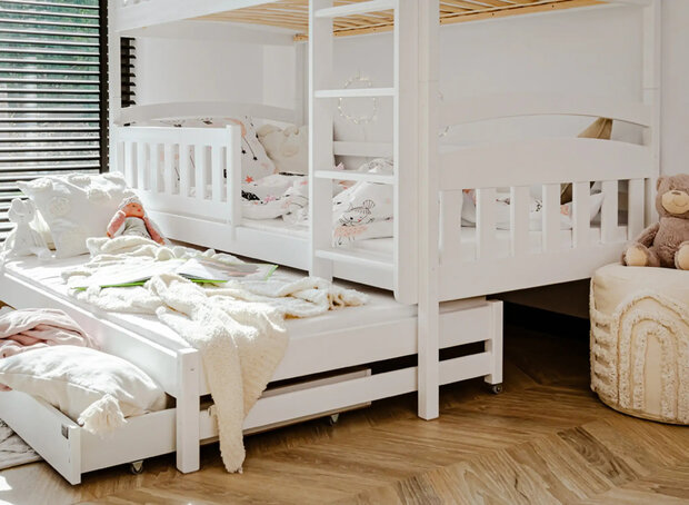 Uitrek bed op wielen voorbeeld in wit