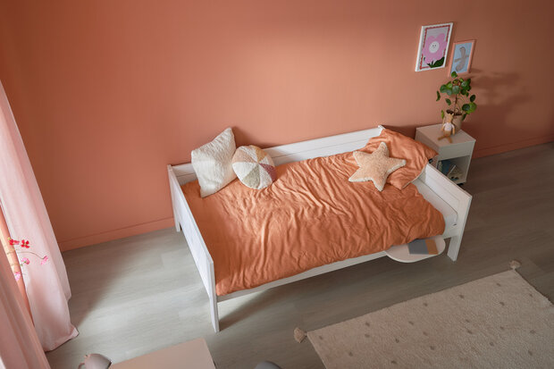 120x200 bed inc bodem