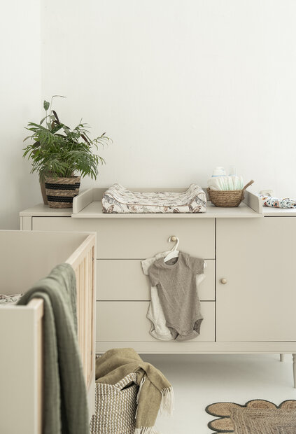 Petite commode 3 laden 1 deur