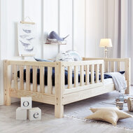 Basic love 90x190 montessori bed onbehandeld hout